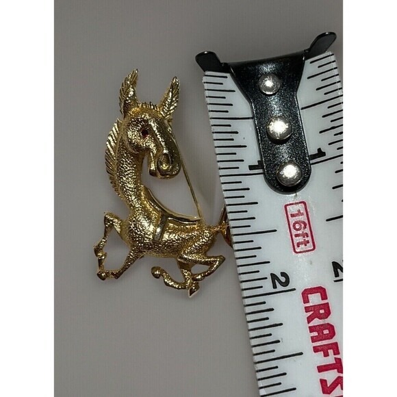 Vintage Figural Donkey/Burro/Mule gold-tone brooch W/ Garnet Eye Democrat - Picture 5 of 6